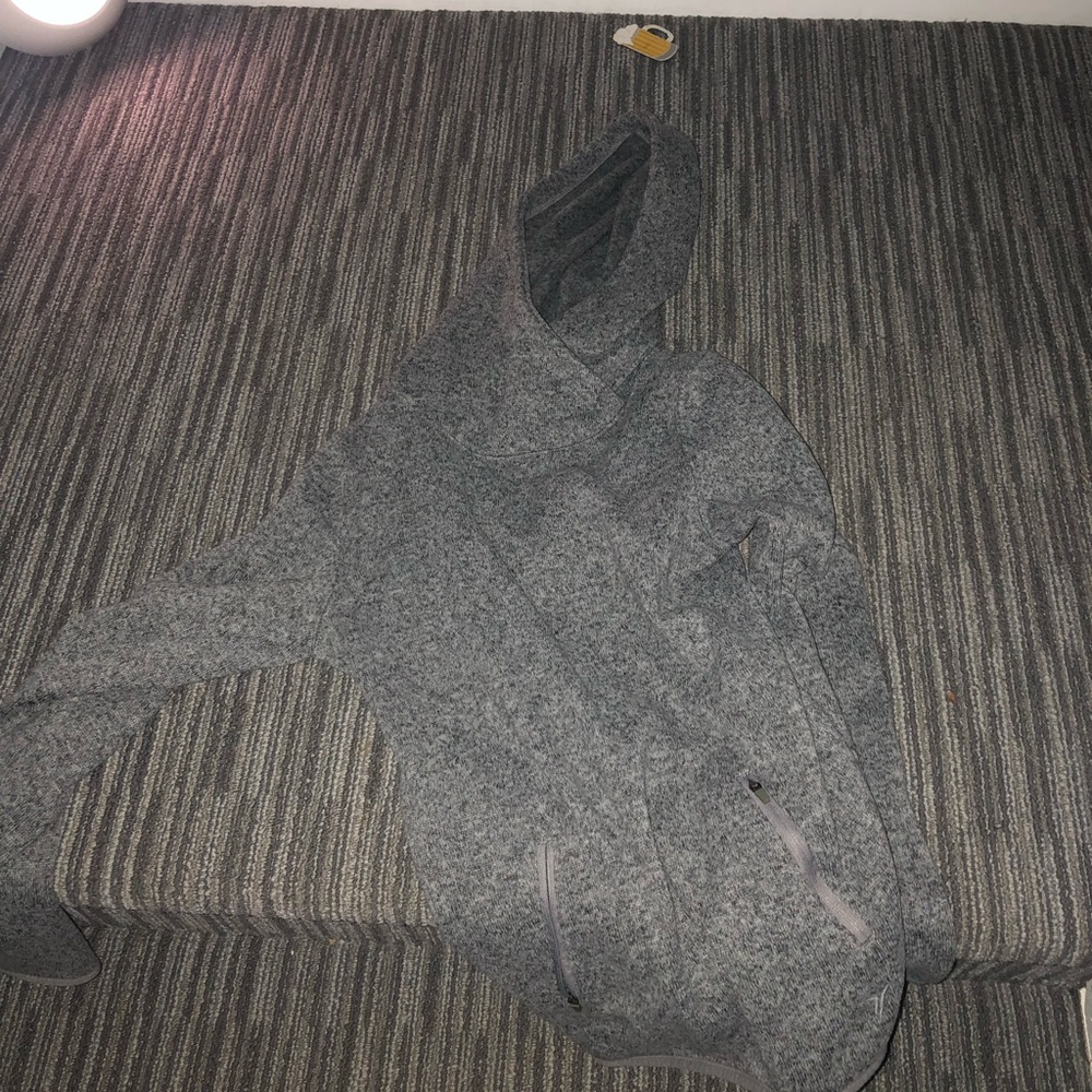 Women’s sweatshirt